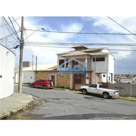 Buy this 4 bed house on Rua Paris in Sede, Contagem - MG