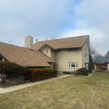 Buy this 4 bed house on 899 North Northwest Highway in Park Ridge, IL 60068