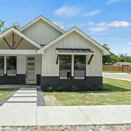 Buy this 4 bed house on 739 Flint Street in Fort Worth, TX 76115