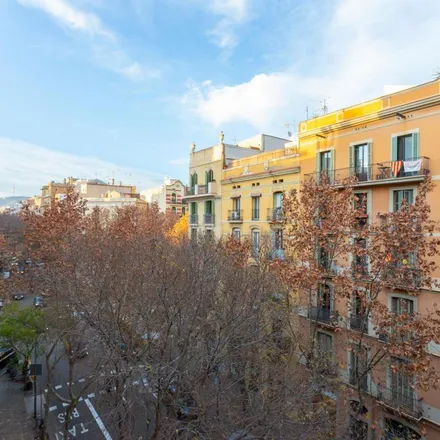 Image 7 - Carrer de Viladomat, 3, 08015 Barcelona, Spain - Apartment for rent