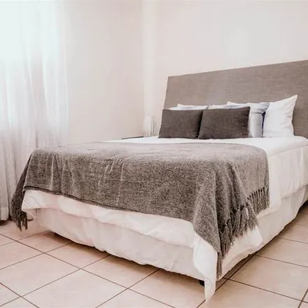 Rent this 2 bed apartment on Erongo Avenue in Oakdene, Johannesburg