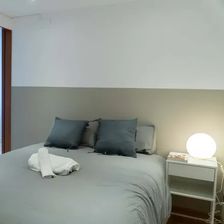 Rent this 6 bed room on Parròquia de Santa Tecla in Avinguda de Madrid, 08001 Barcelona