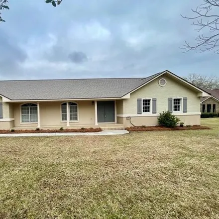 Buy this 4 bed house on 724 East Main Street in Hahira, Lowndes County