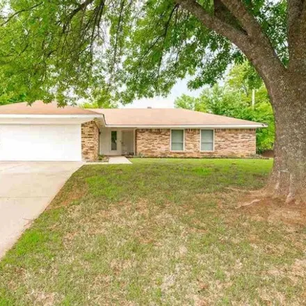 Buy this 3 bed house on 1620 South Celia Lane in Stillwater, OK 74074
