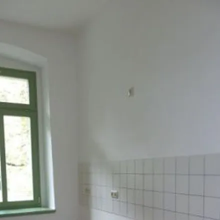 Rent this 4 bed apartment on Barbarossastraße 56 in 09112 Chemnitz, Germany