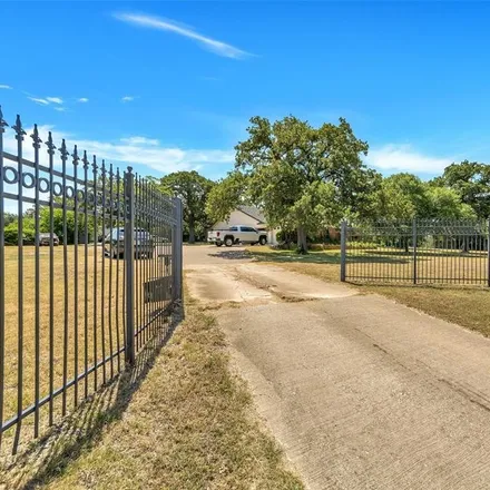 Image 2 - Cottonbelt Trail, North Richland Hills, TX 76181, USA - House for sale