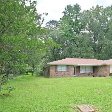 Buy this 3 bed house on 608 Lawrence Dr in Haughton, Louisiana