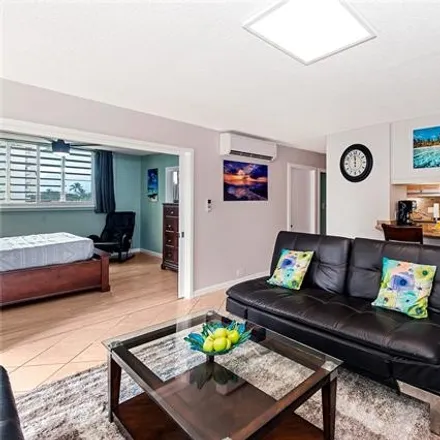 Buy this 2 bed condo on Hula Dogs in 2442 Kuhio Avenue, Honolulu