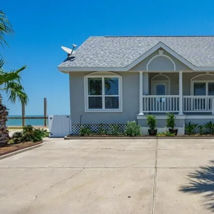 Image 2 - 1830 Bay Shore Drive, Rockport, TX 78382, USA - House for sale