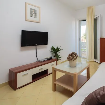 Rent this 2 bed apartment on 21400 Grad Supetar