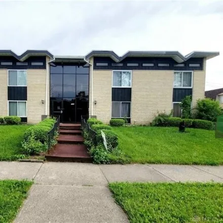 Buy this 3 bed condo on 3150 Valerie Arms Drive in Dayton, OH 45405
