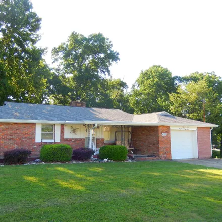 Buy this 3 bed house on 4227 North Thomas Road in Bloomington, IN 47404