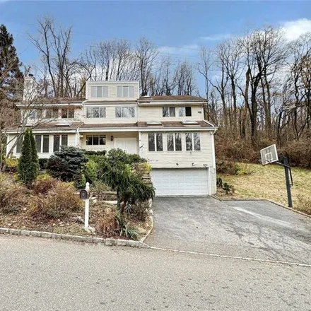 Image 2 - 27 Davis Lane, Village of Roslyn, North Hempstead, NY 11576, USA - House for sale