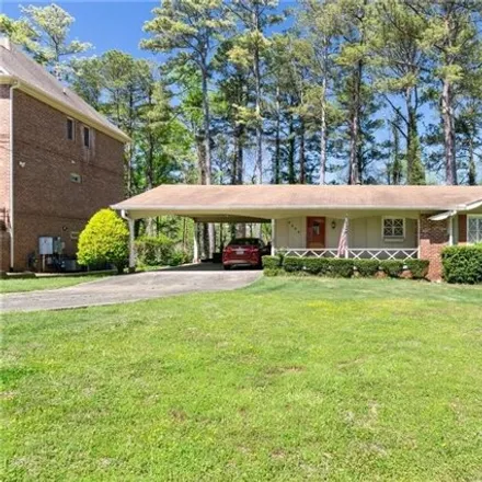 Image 1 - Echo Ridge Recreation Club, 2310 Meadowvale Drive Northeast, Atlanta, GA 30345, USA - House for sale