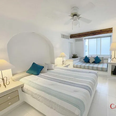Buy this 3 bed apartment on Calle Costera Guitarrón in Playa Guitarrón, 39300 Acapulco