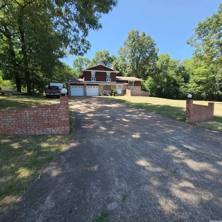 Buy this 4 bed house on 110 Emerald Lane in Horseshoe Bend, Izard County