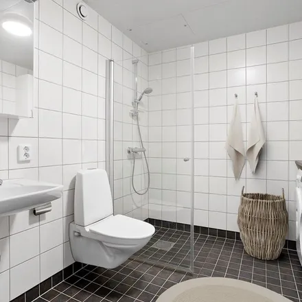 Rent this 1 bed apartment on Fiskaregatan 39 in 392 32 Kalmar, Sweden