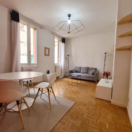 Image 4 - 2 Rue du Poids de l'Huile, 31000 Toulouse, France - Apartment for rent