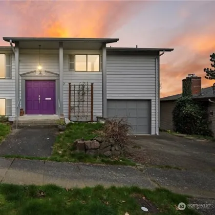 Buy this 3 bed house on 51 Pine Avenue in Northwest Snohomish, Snohomish