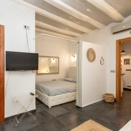 Image 9 - Carrer de l'Argenter, 1, 08003 Barcelona, Spain - Apartment for rent