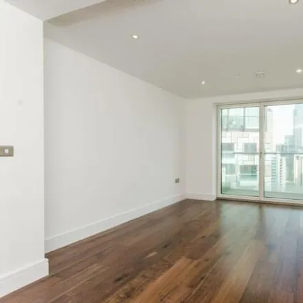 Buy this 1 bed apartment on Jackson Tower in 1 Lincoln Plaza, Millwall