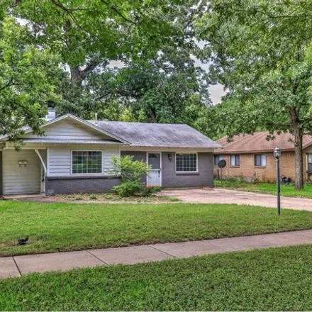 Buy this 3 bed house on 4713 Driskell Boulevard in Fort Worth, TX 76107