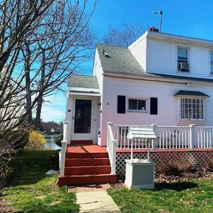 Buy this 3 bed house on 34 Lake Street in Wolcott, CT 06716