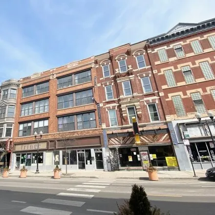 Rent this 4 bed condo on 1431 North Milwaukee Avenue in Chicago, IL 60622