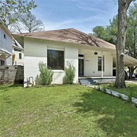 Image 2 - 2614 Willow Street, Austin, TX 78702, USA - House for rent