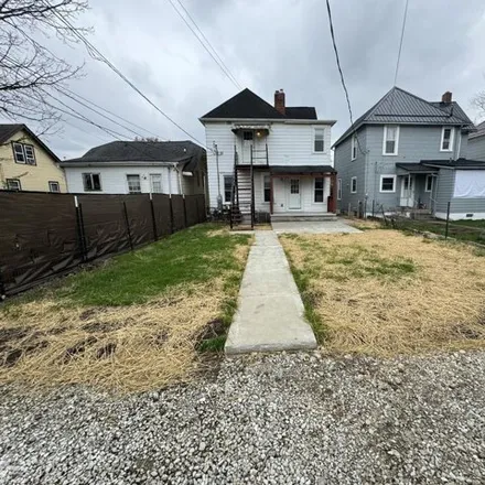 Rent this 5 bed house on 582 Wyandotte Avenue in Columbus, OH 43202