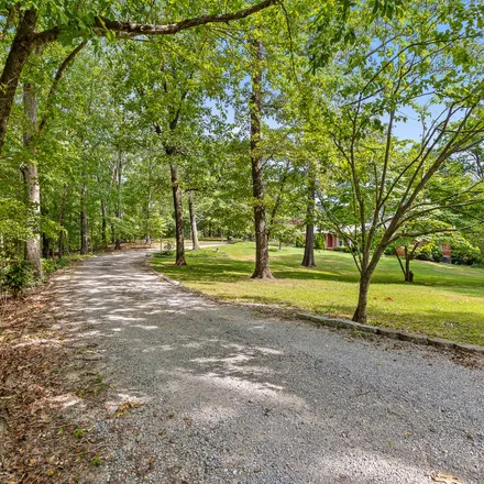 Image 2 - 325 North Bowman Road, Soddy-Daisy, TN 37379, USA - House for sale