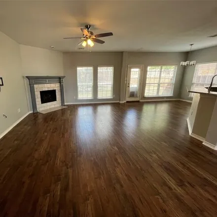 Image 2 - 8516 Lonsome Spur Trail, McKinney, TX 75070, USA - House for rent
