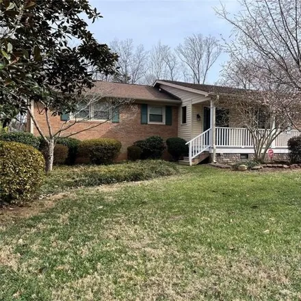 Buy this 3 bed house on 104 Abingdon Circle in Huntersville, NC 28078
