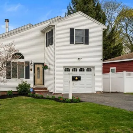 Buy this 4 bed house on 24 Cleveland Avenue in Lynnhurst, Saugus