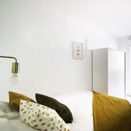 Image 2 - 62 Rue Ampère, 38000 Grenoble, France - Room for rent