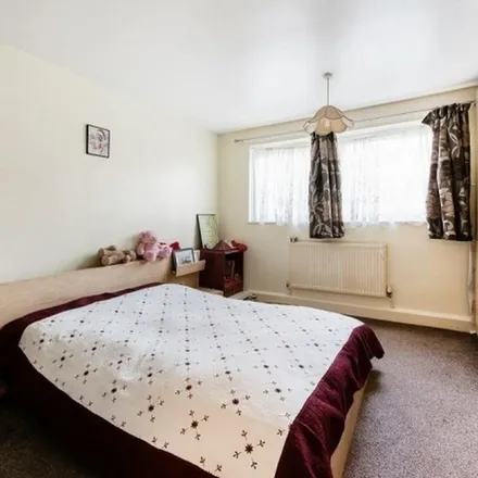 Rent this 1 bed apartment on Bevill Allen Close in London, SW17 8PX