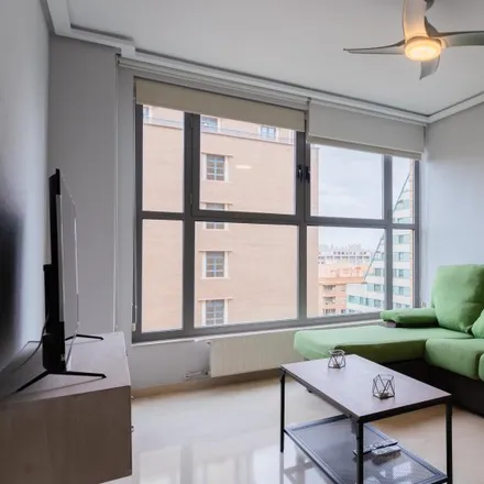 Rent this 2 bed apartment on Ciutat de les Arts i les Ciències in Avinguda del Professor López Piñero (Historiador de la Medicina), 7