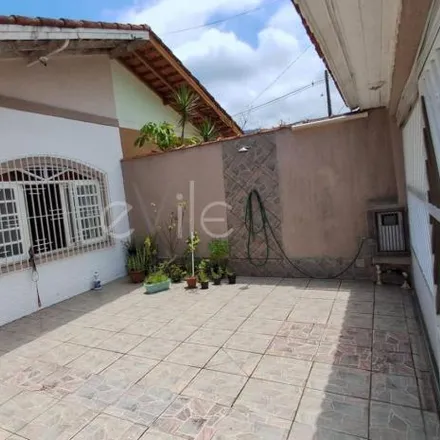 Buy this 2 bed house on Rua das Dálias in Flórida, Praia Grande - SP