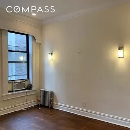 Image 3 - 322 7th Avenue, New York, NY 11215, USA - House for rent