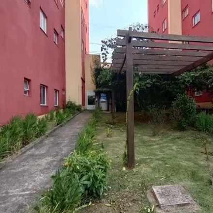 Rent this 2 bed apartment on Rua Oscar Tompson in Conjunto Residencial Nova Bertioga, Mogi das Cruzes - SP