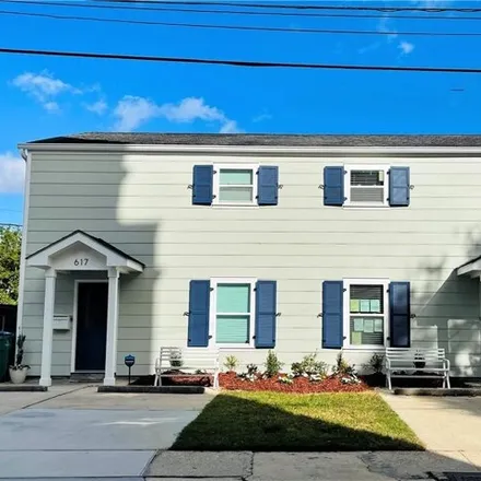 Rent this 3 bed townhouse on 617 Lavoisier Street in Gretna, LA 70053