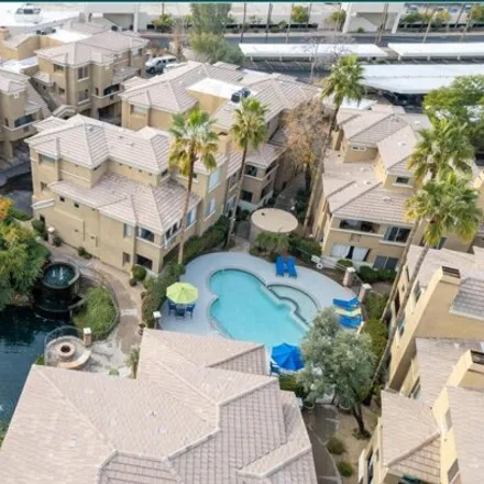 Rent this 2 bed townhouse on unnamed road in Phoenix, AZ 85016