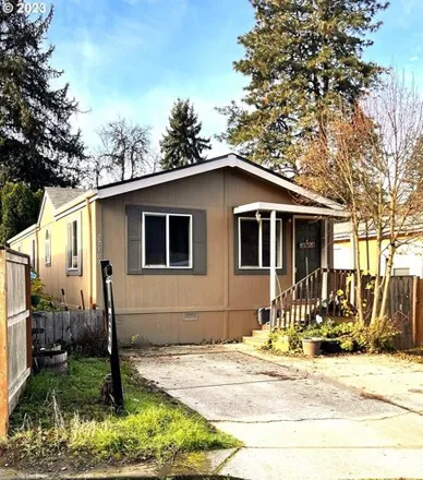 Buy this studio apartment on 27336 Southwest Pacific Highway in Chehalem, Washington County