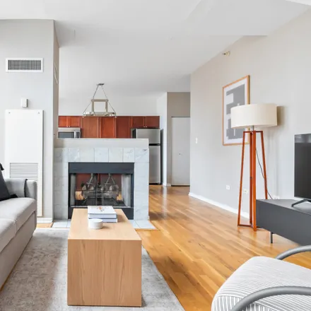 Rent this 2 bed apartment on DePaul University (the Loop Campus) in South Wabash Avenue, Chicago