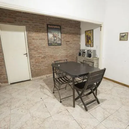 Buy this 4 bed apartment on Joaquín Víctor González 2835 in Lanús Centro Oeste, Argentina