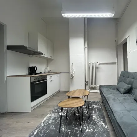 Rent this 4 bed apartment on Kriegsstraße 128 in 76133 Karlsruhe, Germany