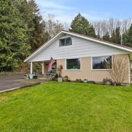 Buy this 3 bed house on 175 State Route 105 in Raymond, WA 98577