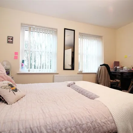 Rent this 1 bed apartment on Blue Fox Close in Leicester, LE3 0EE