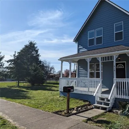 Buy this 4 bed house on 482 11th Street in Hoquiam, WA 98550