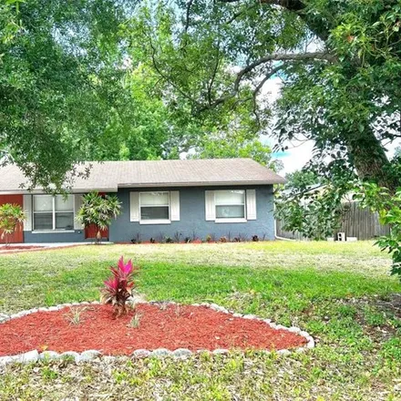 Buy this 4 bed house on 2738 8th Street in Saint Cloud, FL 34769